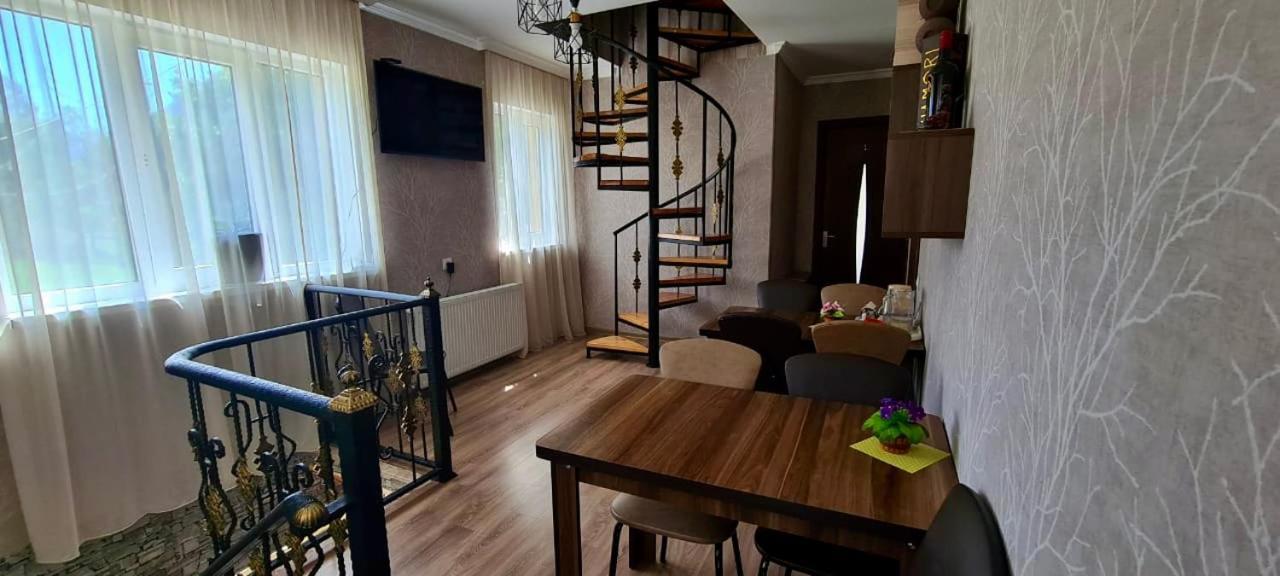 Kazbegi Inn Kültér fotó